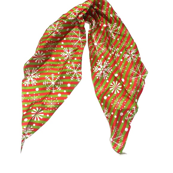 Christmas Holiday Scarf Scrunchie Ponytail Holder 2 in 1 Snowflake - Picture 5 of 5